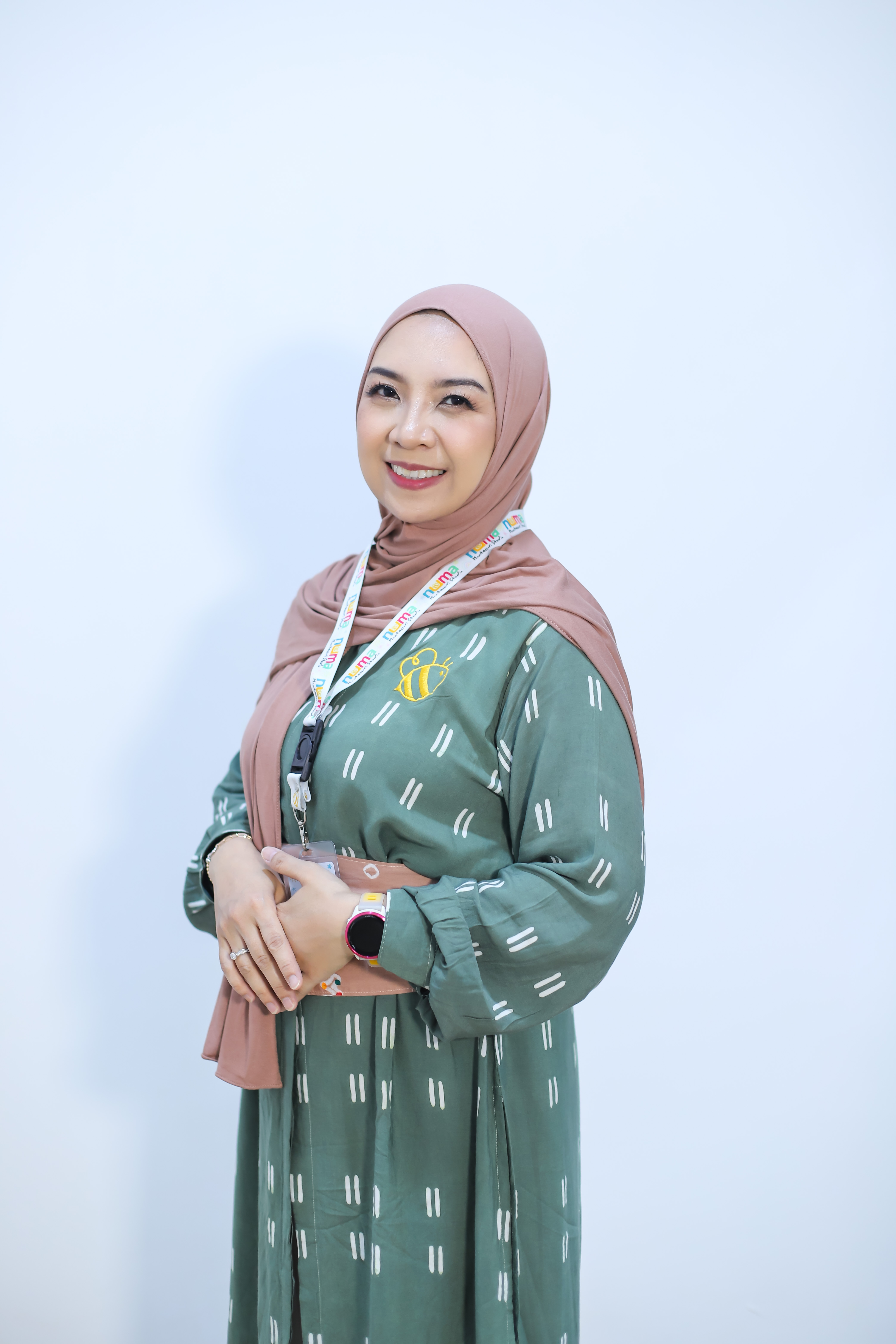 Sheila Yunita Chair, S.I.Kom. Diploma Montessori Candidate